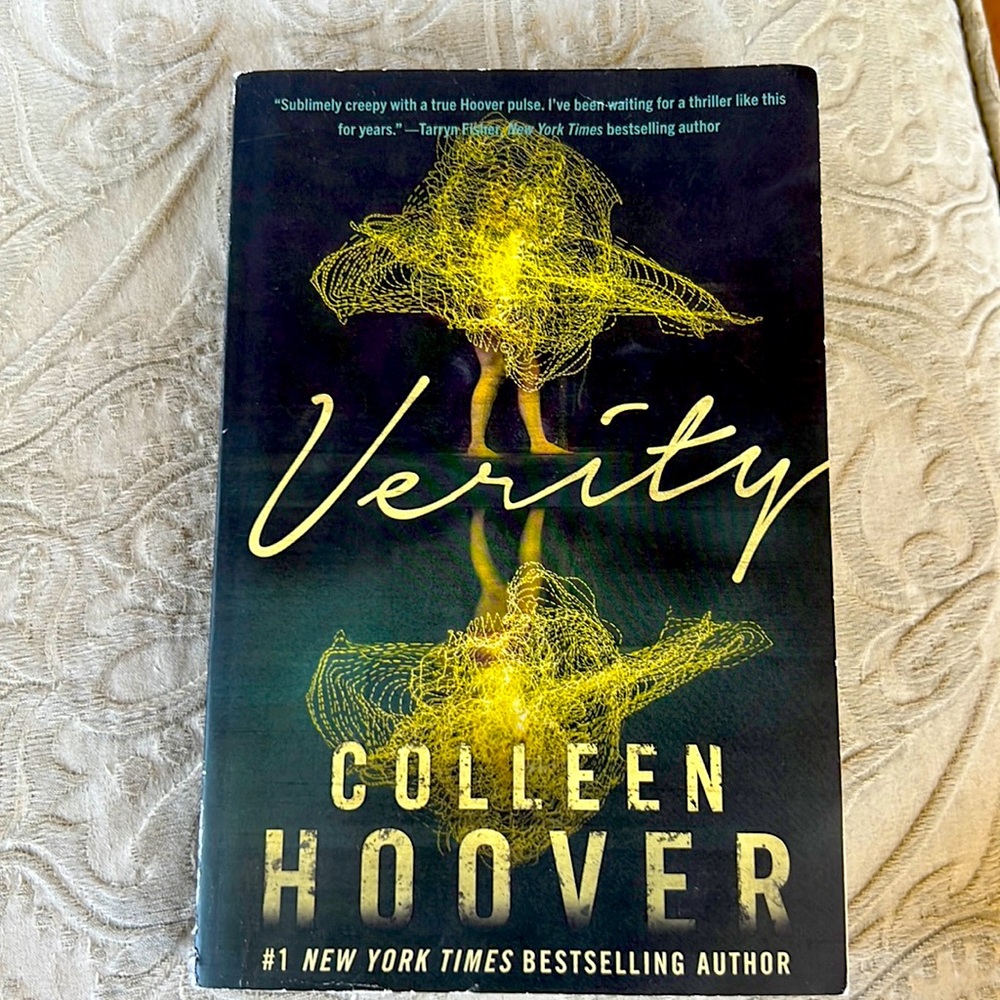 Book - Verity by Colleen Hoover